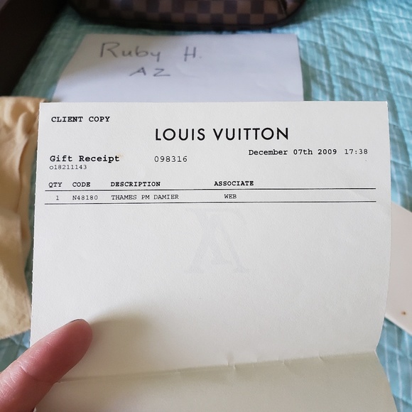 SOLD: Louis Vuitton Thames PM Excellent condition. - Picture 4 of 8